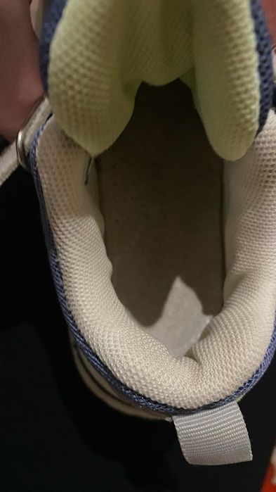 Обувь на мальчика в хорошем состояние