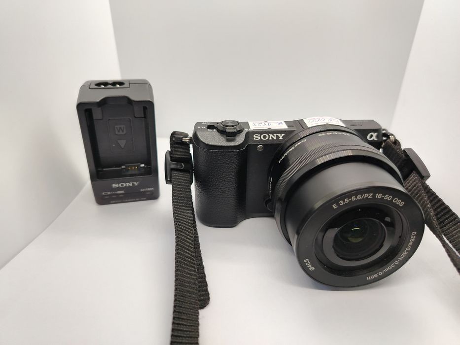 Камера Sony A5100
