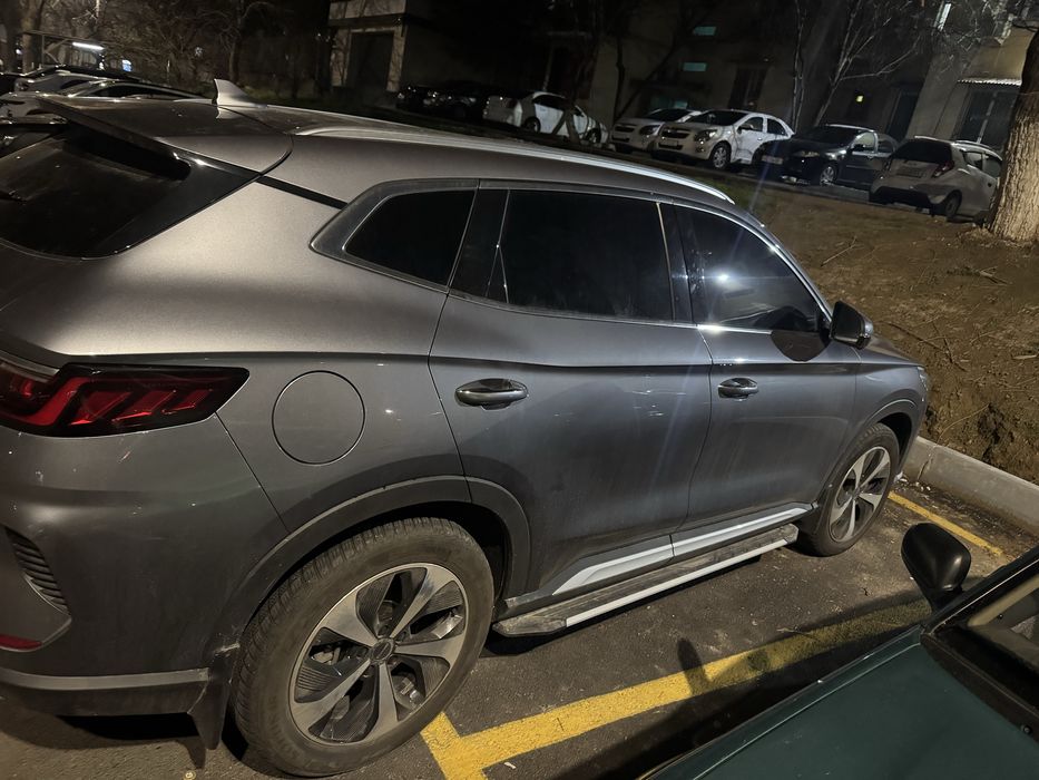 Byd song plyus gibrid