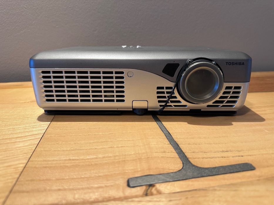 Проектор Toshiba TLP-T50