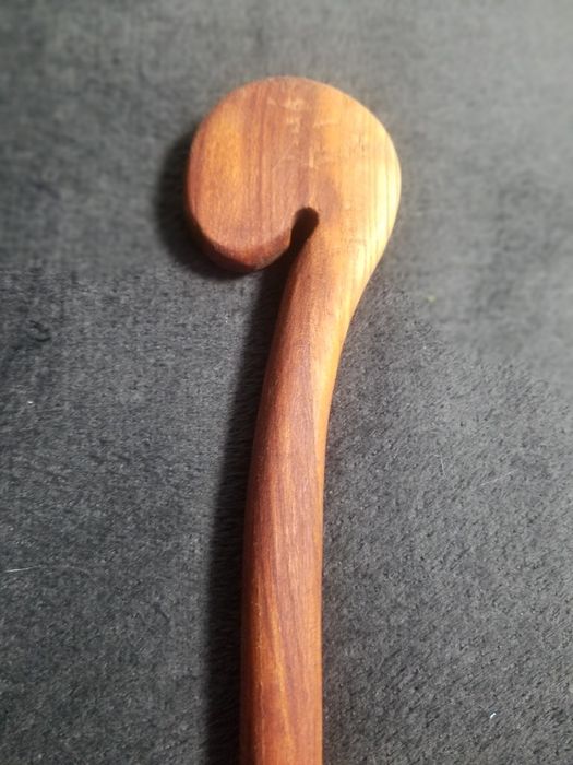 Кияк, палка за тъпан.
L= 32 см.