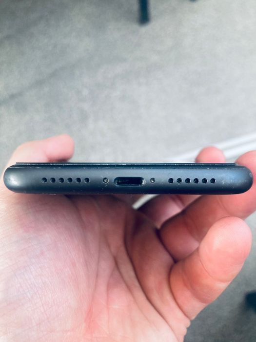 Продам iphone 11 128 gb