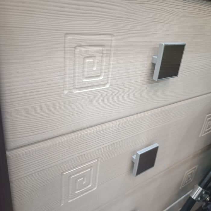 Горка в гостиную. Срочно продам