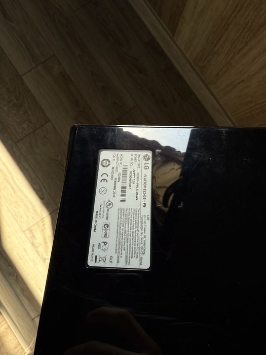 Монитор LG Flatron E2240S-PN Продается