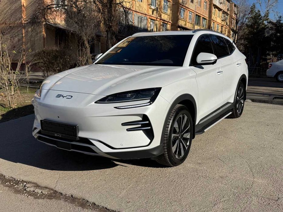 BYD SONG PLUS chempion 605км restayling