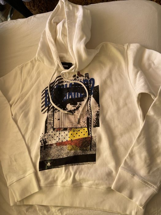 World Domination -Polarskateco.com hanorac/Disqared2