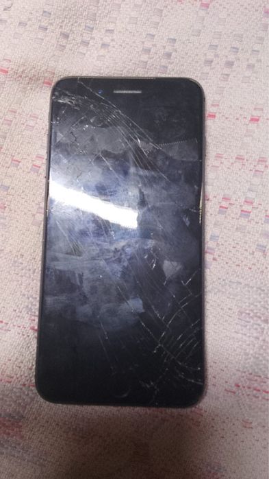 айфон 7 + состояние средние