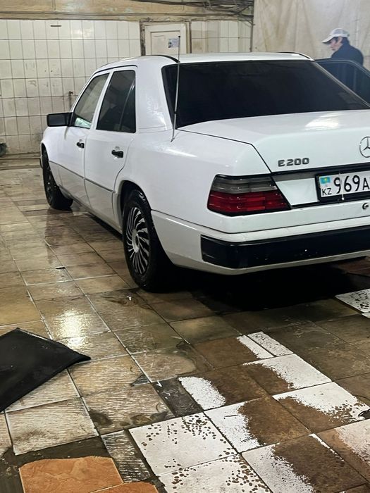 Мерседес 200 продам