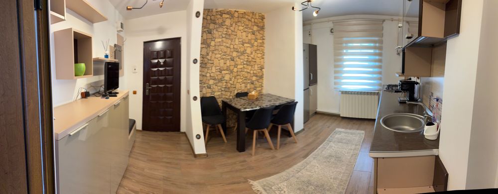 Apartament de închiriat