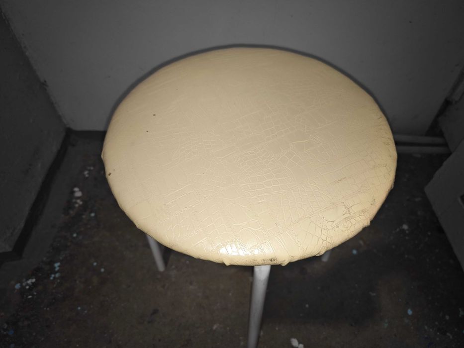 Табурет табуреты табуретка станция метро Москва