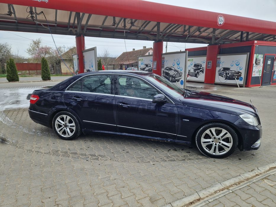 Dezmembrez w212 e class fata completa usa punte