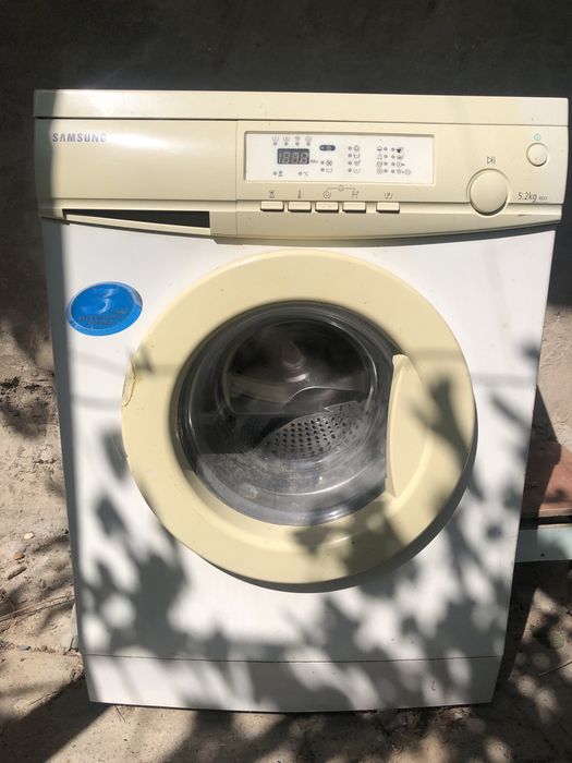 Продам стиральную машинку