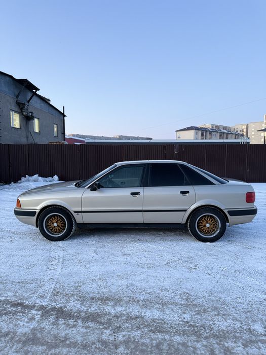 Продаю Ауди 80 b4