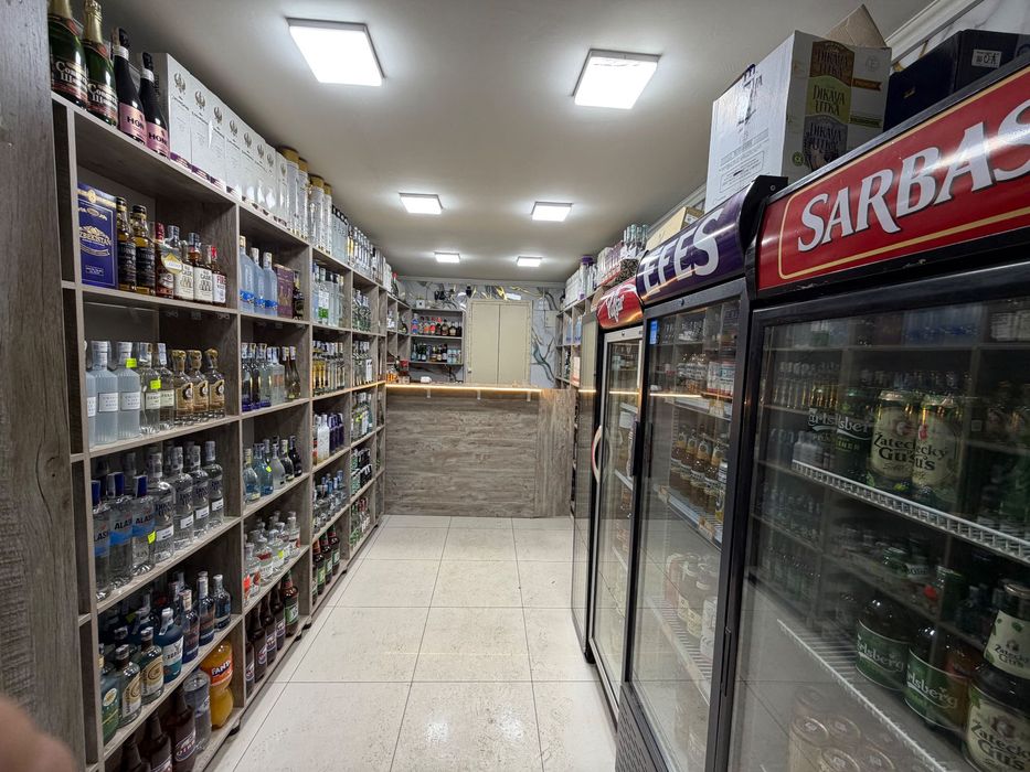 Nejiloy sotiladi Parus oldida tayyor arendatori bn 500$ beradi