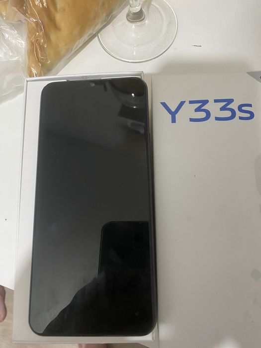 Продам телефон виво