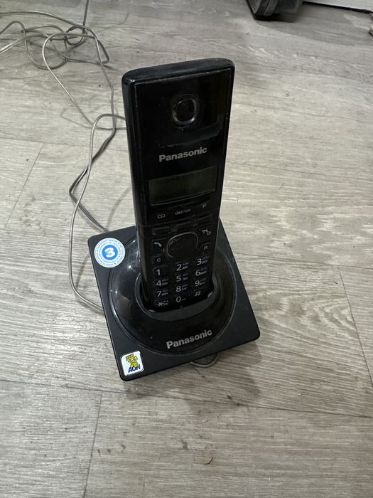 Продам домашний телефон