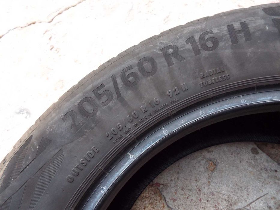 vand 4 anvelope de vara 205/60/16 continental ecocontact6 pret 500lei
