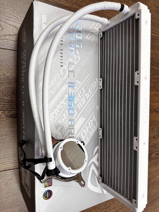 Cooler procesor AIO ROG STRIX LC 360 RGB White Edition