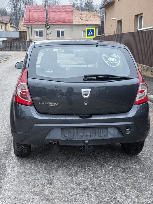Dacia Sandero 1.6 Benzină  Laureat