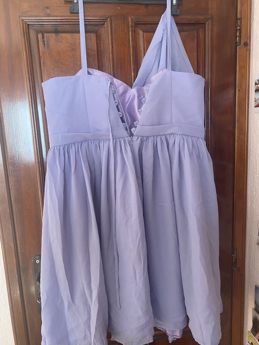 Официална рокля в красив цвят