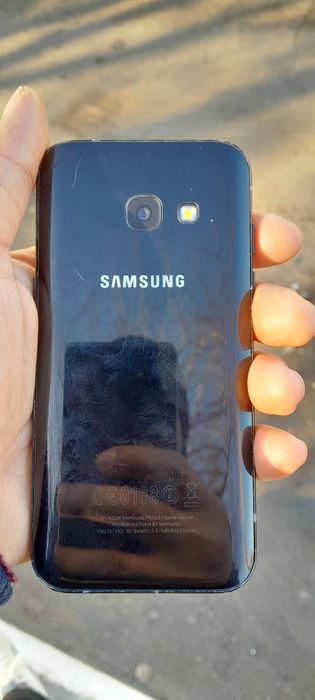 Samsung A3 2017 2/16