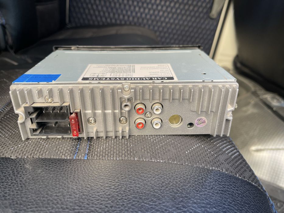 Damas magnitafon sotiladi