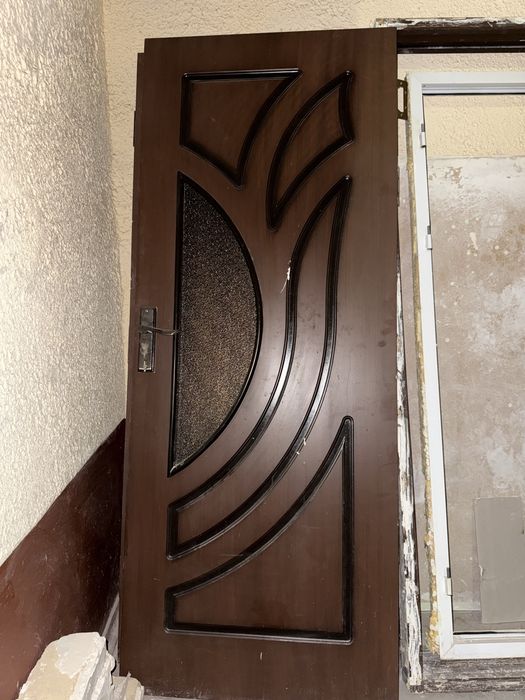 Mdf 2 eshik 2 ta akfa eshik B/U lekin ishlatilinmagan yengi