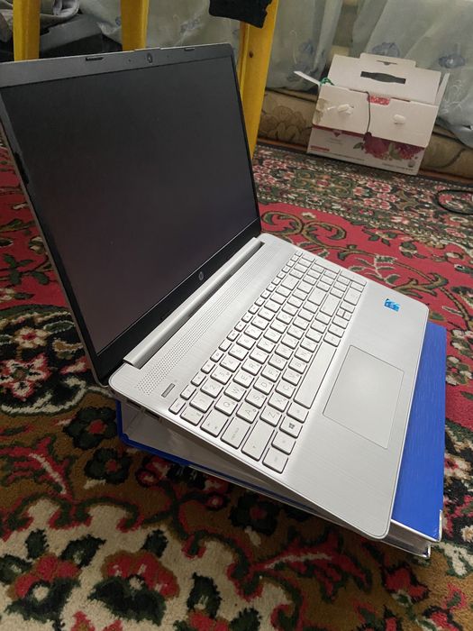 HP Core 11 пок SSD 512gb