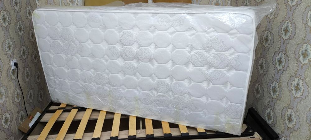 Матрас  новый 40.000