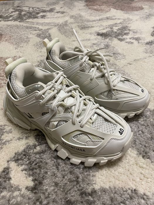 Vând balenciaga track albi mărimea 40