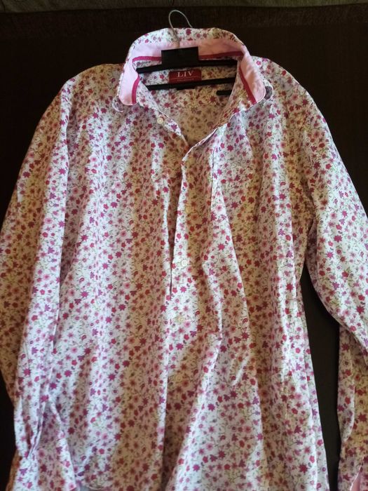 Продавам мъжки ризи