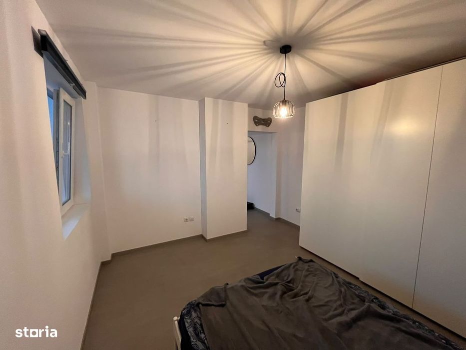 Apartament 3 camere | Balcon generos | Zona Piața Victoriei