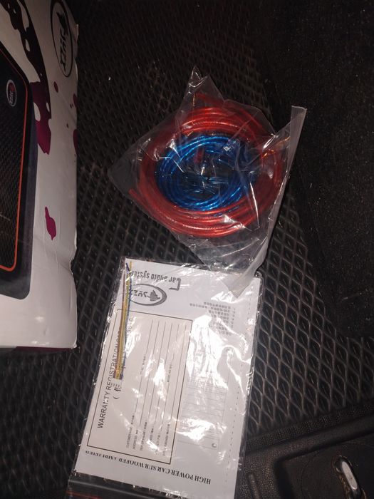 Продам абсолютно новый сабвуфер