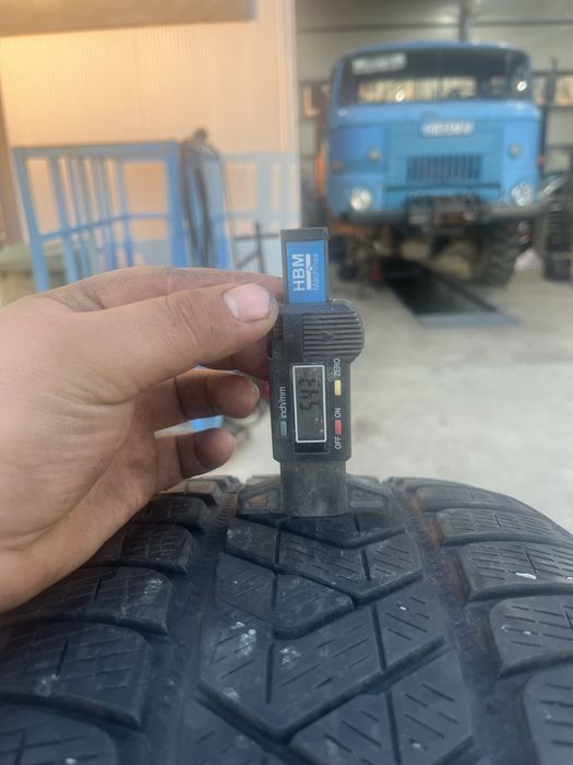 Зимни гуми 235/55/19 Pirelli