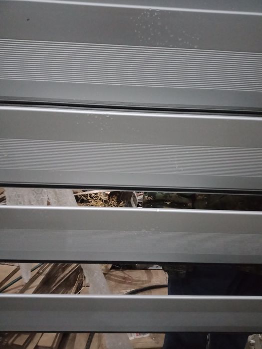 Жалюзи регулируемые , алюминиевые