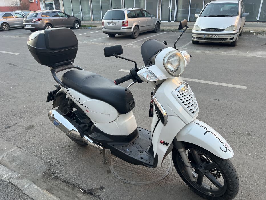 Aprilia Scarabeo 200i - An 2010 înmatriculat – 970 euro