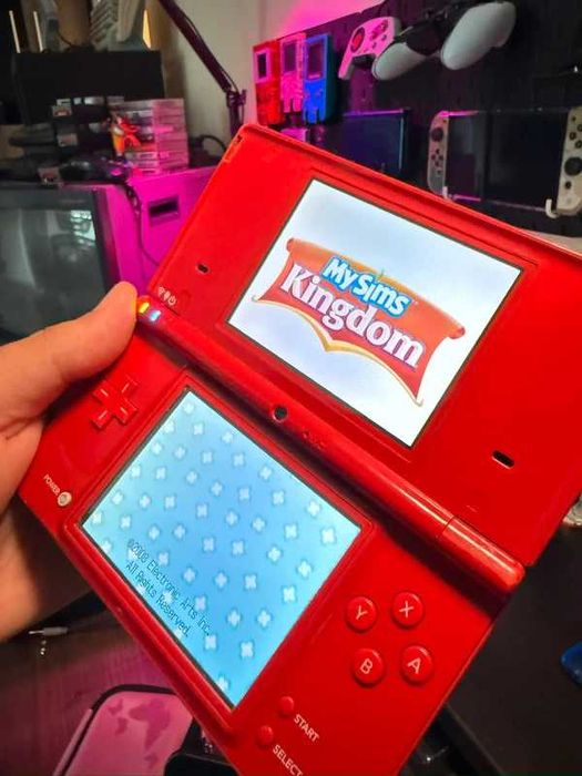 Consola Portabila Nintendo DSi cu probleme