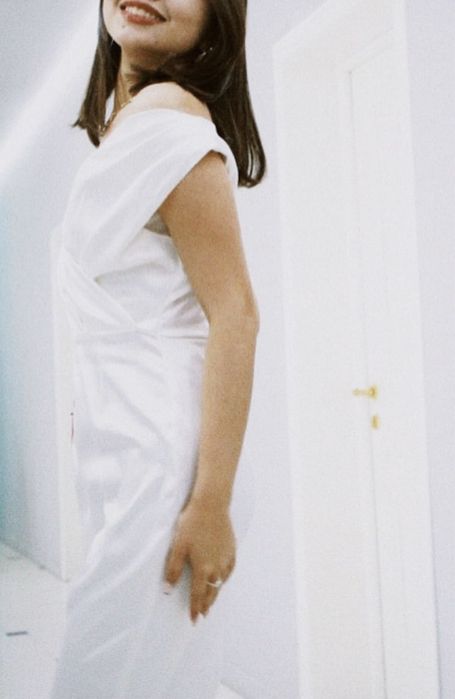 Продам платье , подойдет на любой вечер.