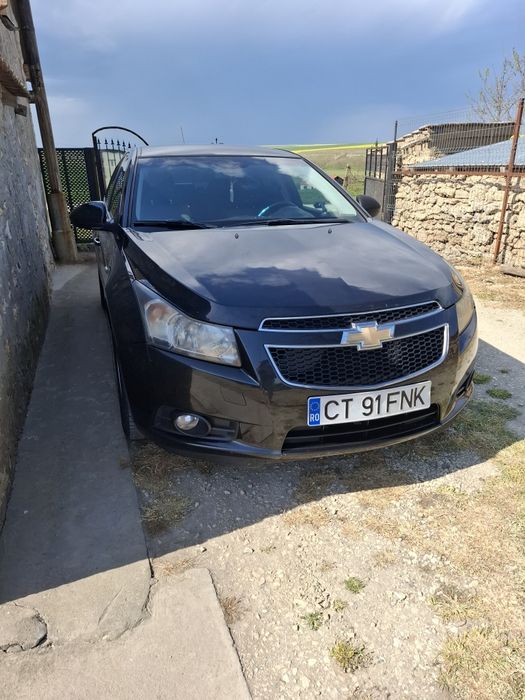 Vând Chevrolet Cruze