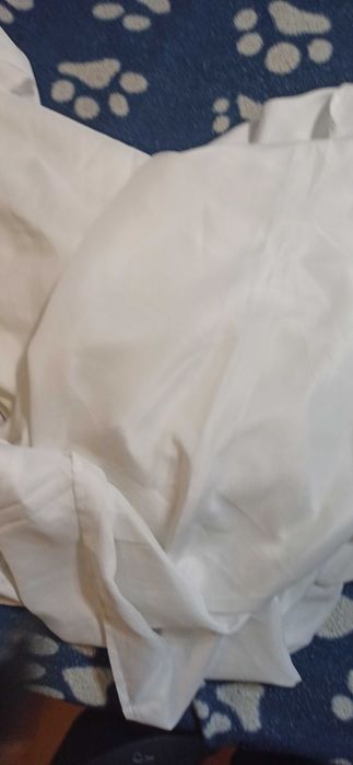 Отдам бесплатно 2  простыни