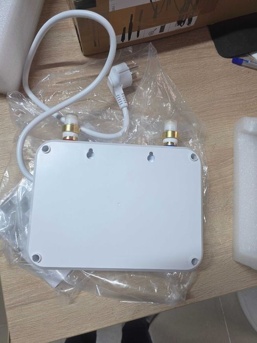 Mini incalzitor electric COMFEE CWH35EA1W 36 kW