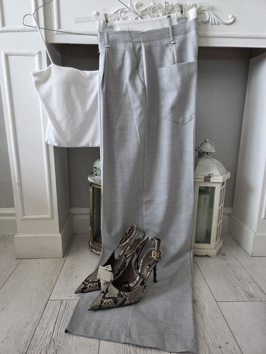 Сет, НОВИ панталон и топ Italy