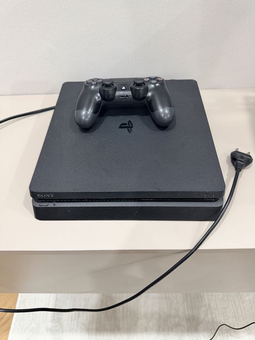 Продам playstation 4
