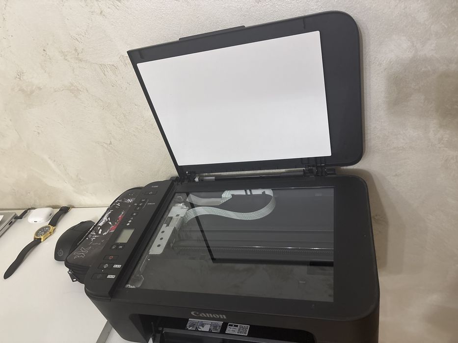 Imprimanta folosita de 5 ori de la Canon