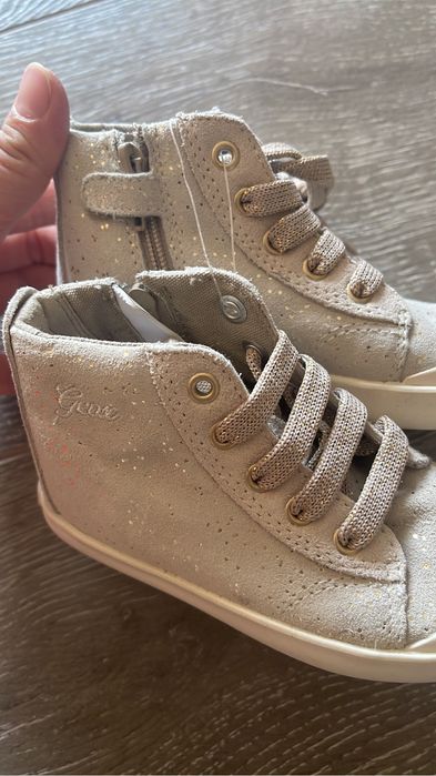 Весенние ботинки для девочки GEOX