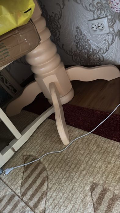 Стол со стульями мебель для гостиной