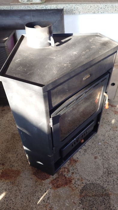 Печка с водна риза Прити 12+6  ПОДАРЪЦИ КЪМ НЕЯ