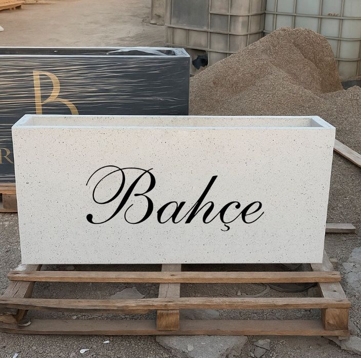 Кашпо вазоны из бетона с логотипом компании Кашпо гул туваклари