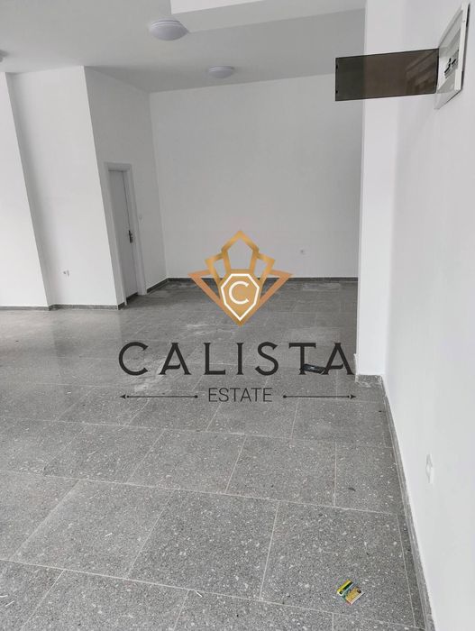 Дава се под наем Магазин в Пловдив, Южен - 70 кв.м за 1020 € - Снимка #1