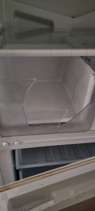 Холодильник Indezit